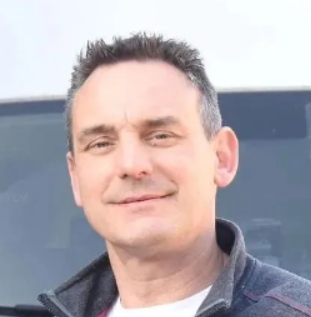 Eloïc Grange, gérant